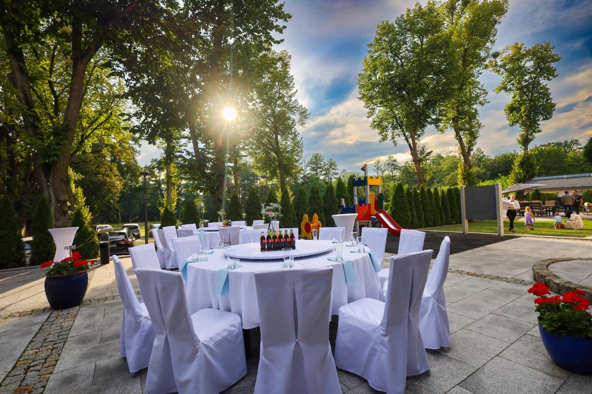 Hotel Zamek Lubliniec Bagian luar foto